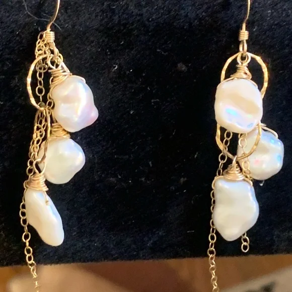 Gold Wire-Wrapped Freshwater Pearl Dangle Earrings 14kt gold filled marked 14gf - Picture 1 of 5